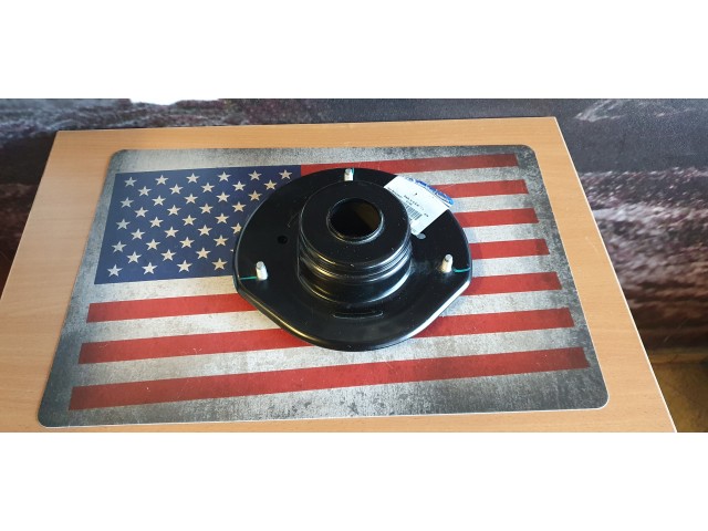 Strut Mount