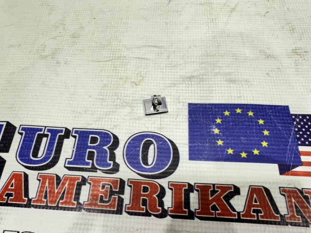 Badge Cover