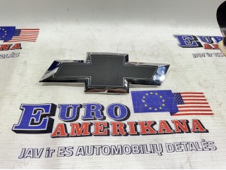 Grille emblem
