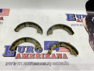 Drum Brake Shoe Kit