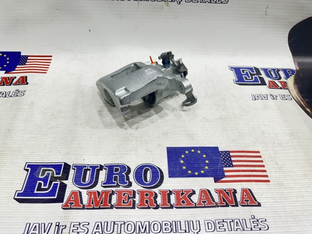Disc Brake Caliper Assembly, RH (Rear)