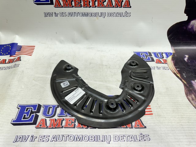 Wheel Hub Splash Shield, Right Side