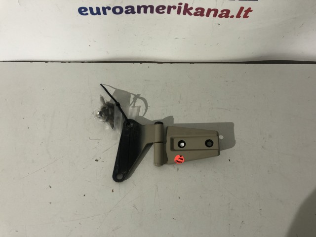 Door Body Half Lower Hinge, RH (Takeoff)