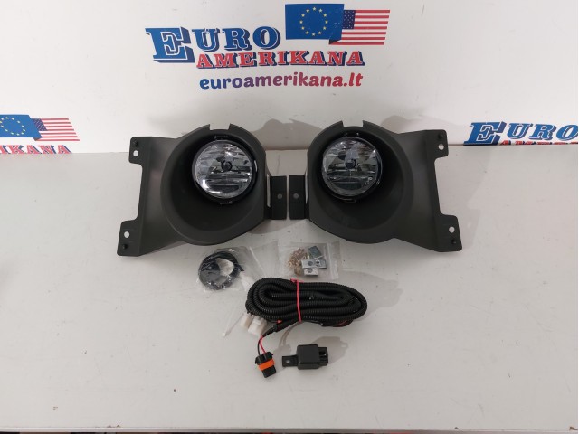 Fog Light Kit w/ Brackets 