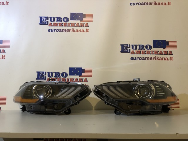 Headlamp Set (LH & RH)