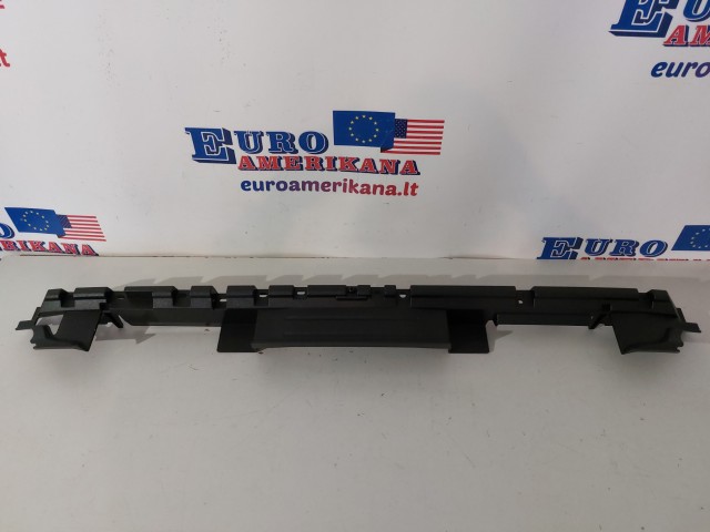 Grille Bracket (Outer)