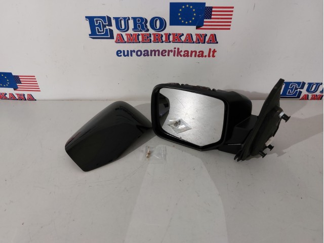 Išorinis veidrodėlis, Kairės pusės