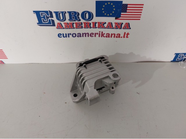Engine Mount Isolator, RH
