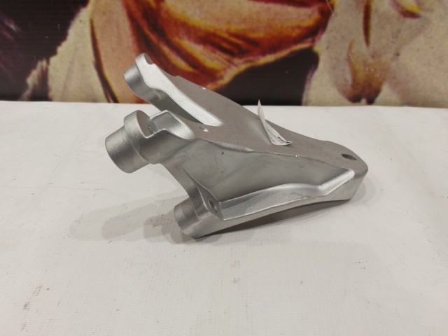 Engine Front Support Bracket, RH